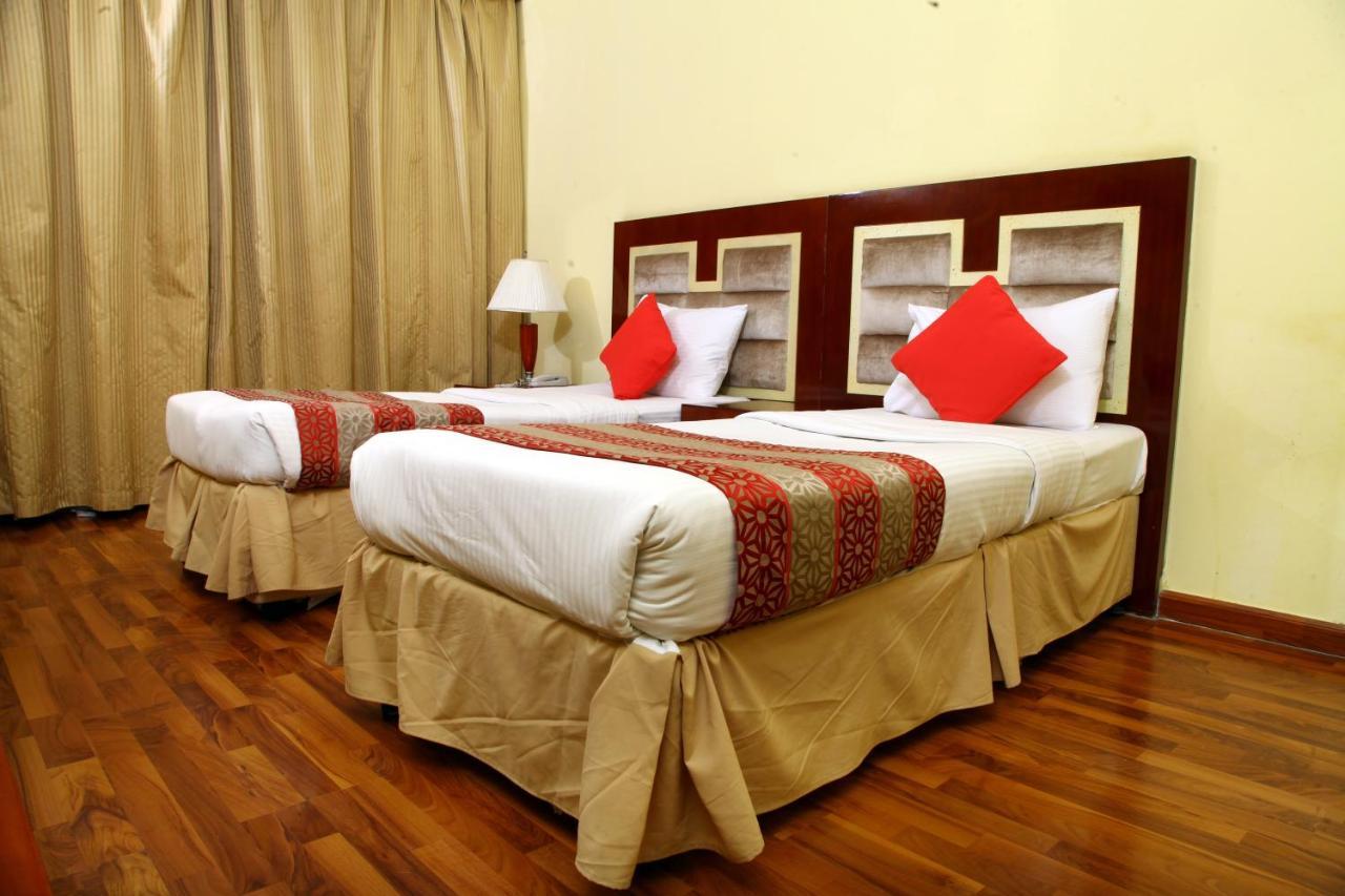 รูวี โฮเต็ล อพาร์ตเมนต์ Aparthotel ชาร์จาห์ ภายนอก รูปภาพ