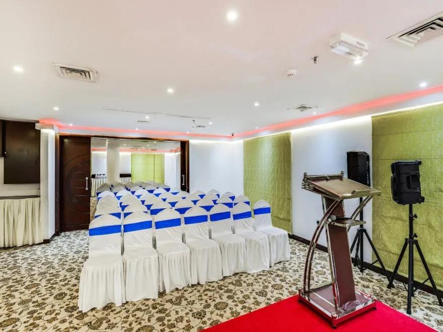 รูวี โฮเต็ล อพาร์ตเมนต์ Aparthotel ชาร์จาห์ ภายนอก รูปภาพ